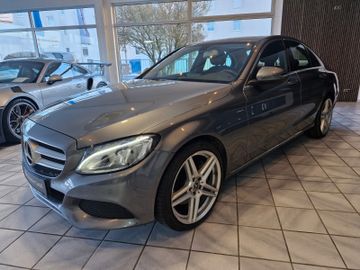 Gebrauchtwagen Mercedes-Benz C C 300 Avantgarde*LED*SHZ*Navi*AHK* in Osterhofen